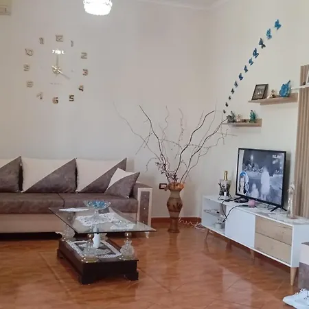 Leo Apartament Wlora