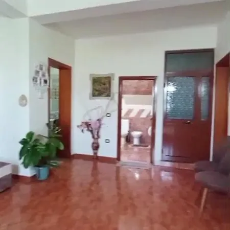 Apartman Leo *